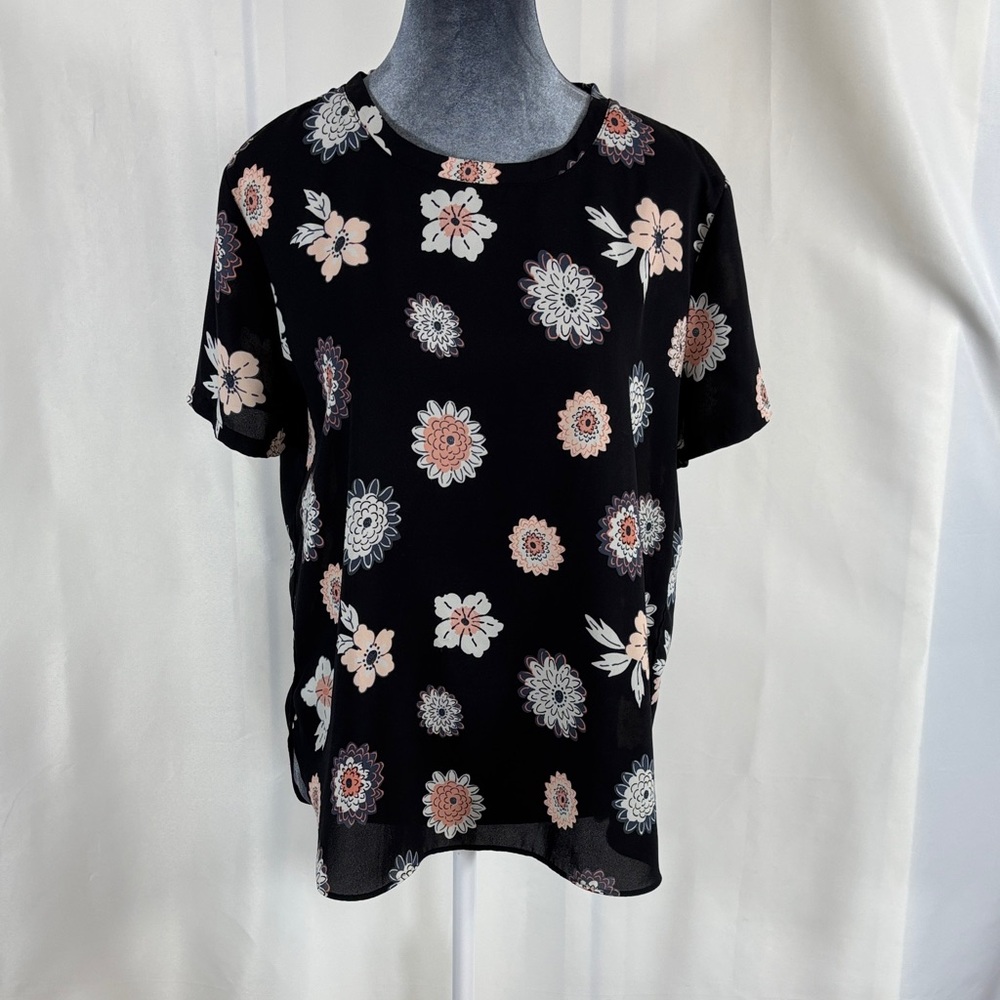 LOFT Black Floral Short-Sleeve Crewneck Top with Blush and Cream Blooms